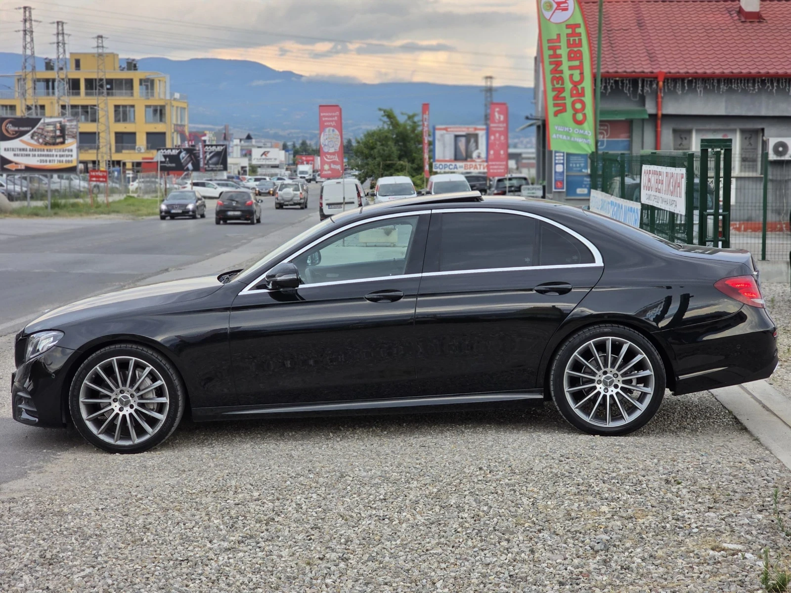 Mercedes-Benz E 220 2.2 CDI 194 k.c. AMG-Pack Full  ЛИЗИНГ, снимка 2 - Автомобили и джипове - 55317102