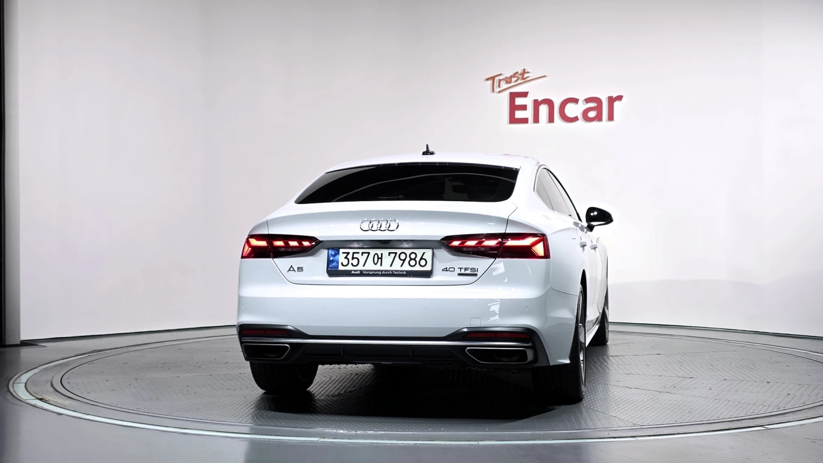 Audi A5 40 TFSI quattro* ЕЛ. БАГАЖНИК* ЛЮК* КРАЙНА ЦЕНА, снимка 4 - Автомобили и джипове - 55336589