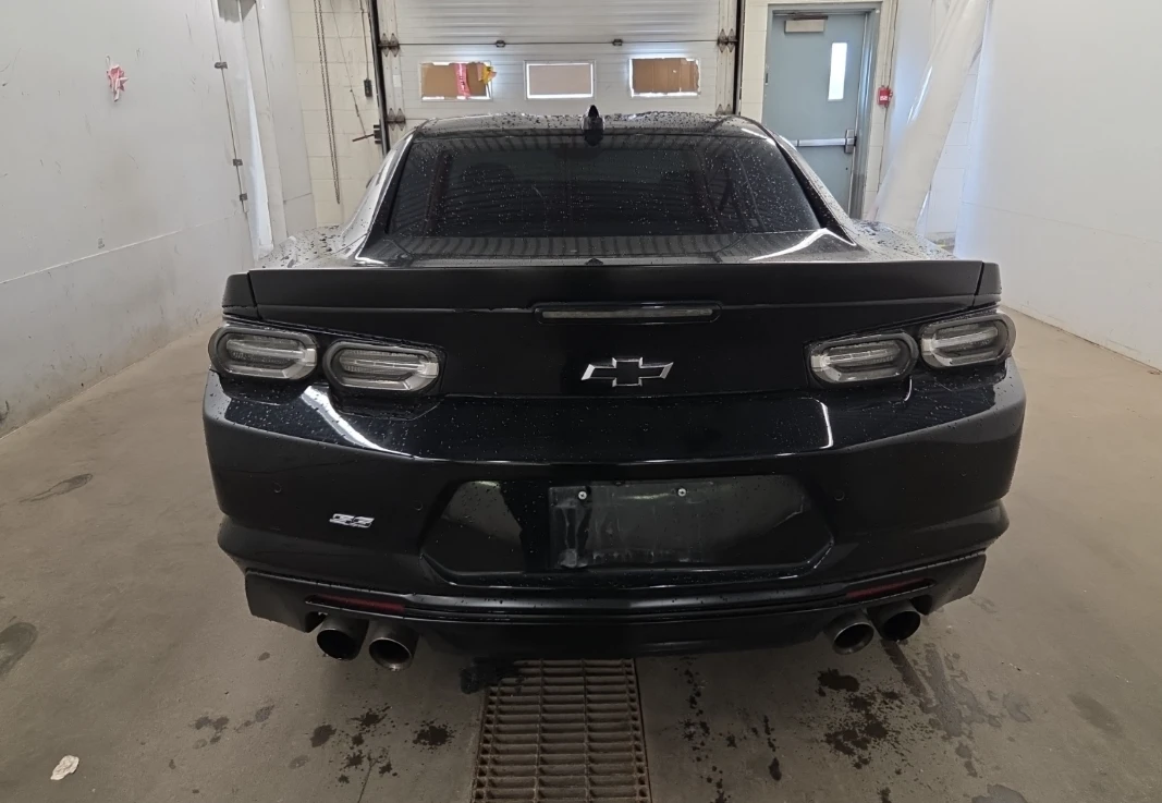 Chevrolet Camaro * 2SS* Perf.Intake* HUD* Blind Spot* Back Cam* Bos, снимка 3 - Автомобили и джипове - 55434739