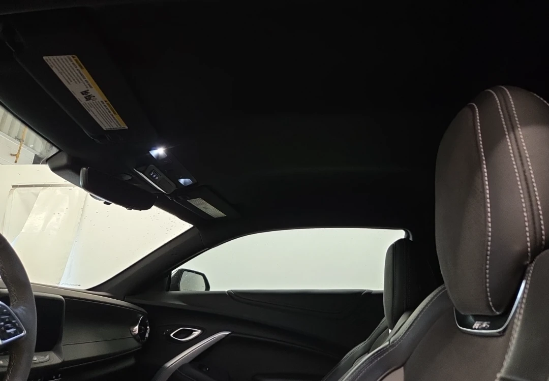 Chevrolet Camaro * 2SS* Perf.Intake* HUD* Blind Spot* Back Cam* Bos, снимка 12 - Автомобили и джипове - 55434739