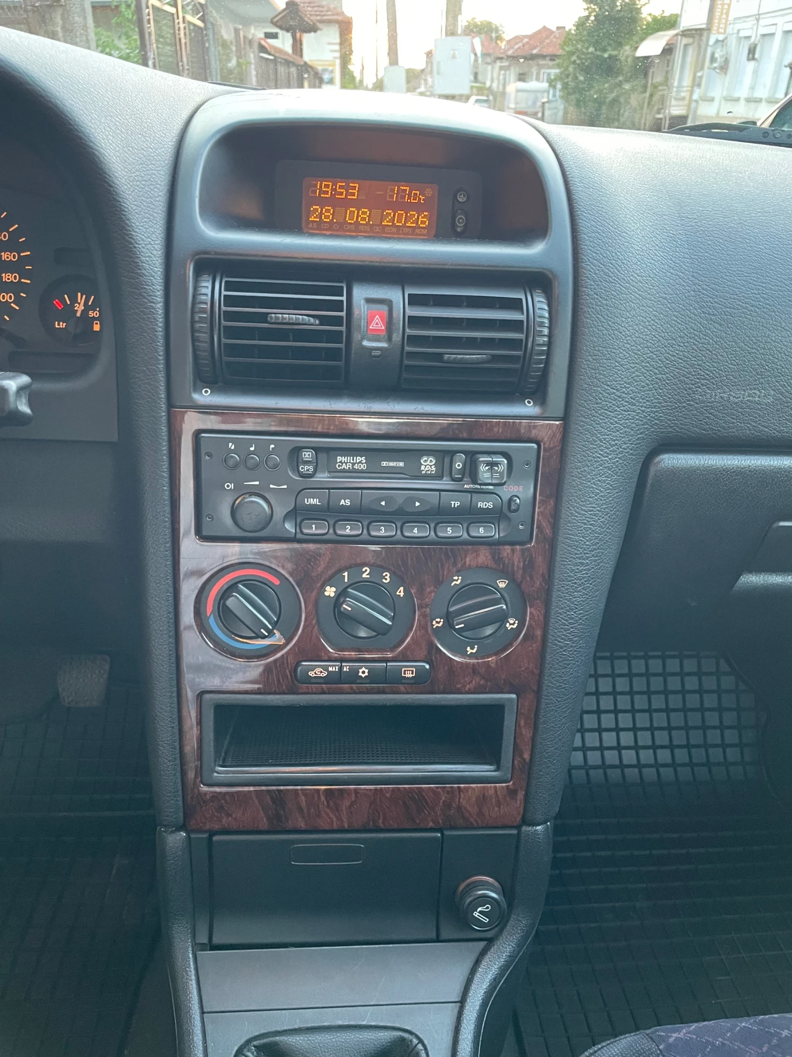 Opel Astra, снимка 8 - Автомобили и джипове - 55884110