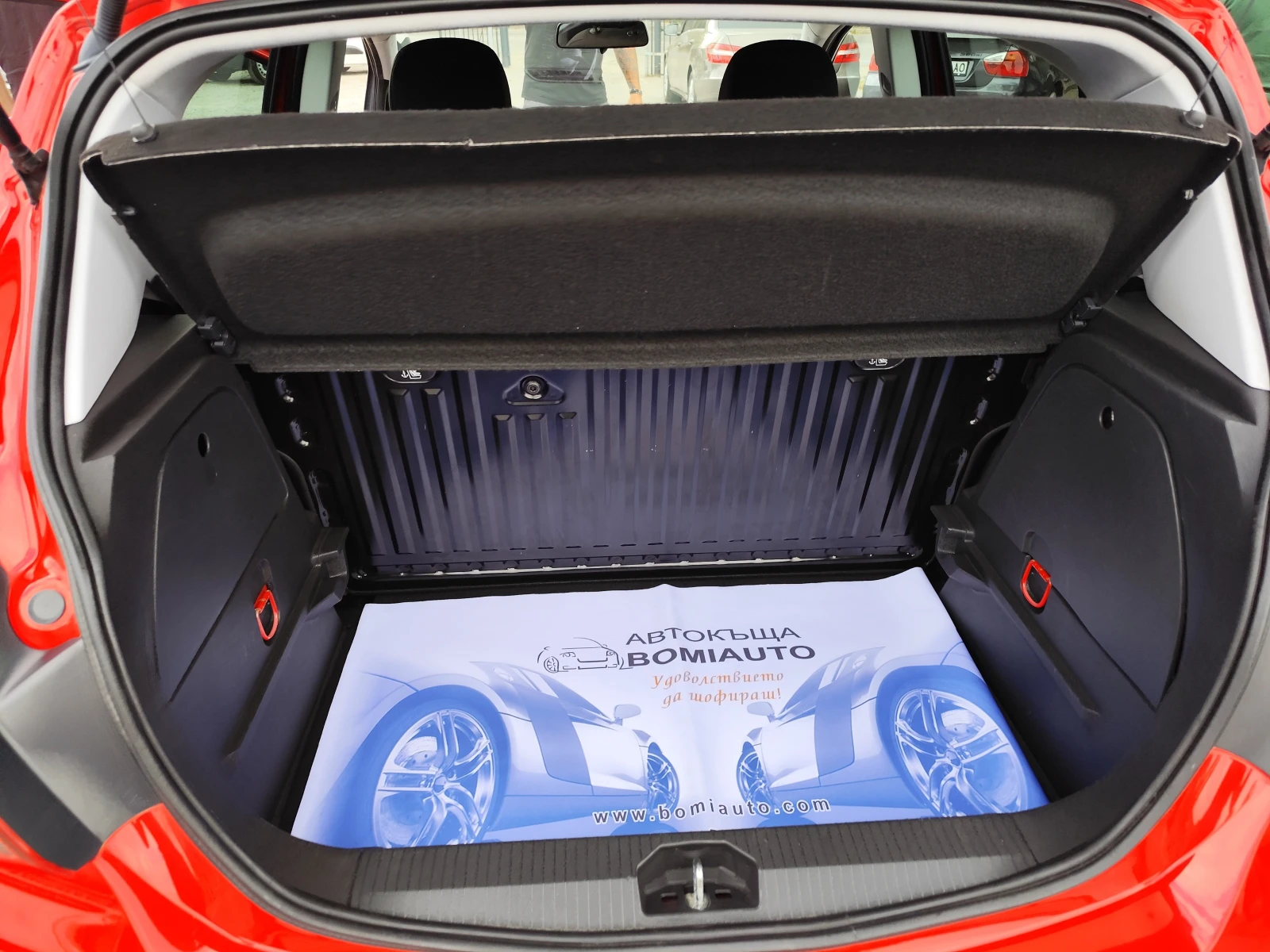 Opel Corsa 1.4i/ГАЗ* GPL* LED* EURO6B* MMi* , снимка 13 - Автомобили и джипове - 56163920