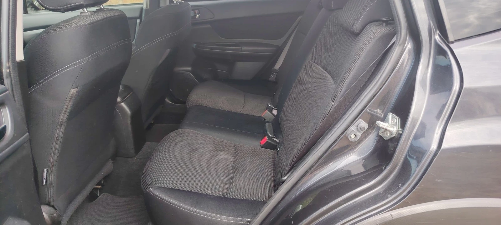 Subaru XV 2.0-150к.с, снимка 9 - Автомобили и джипове - 56611408