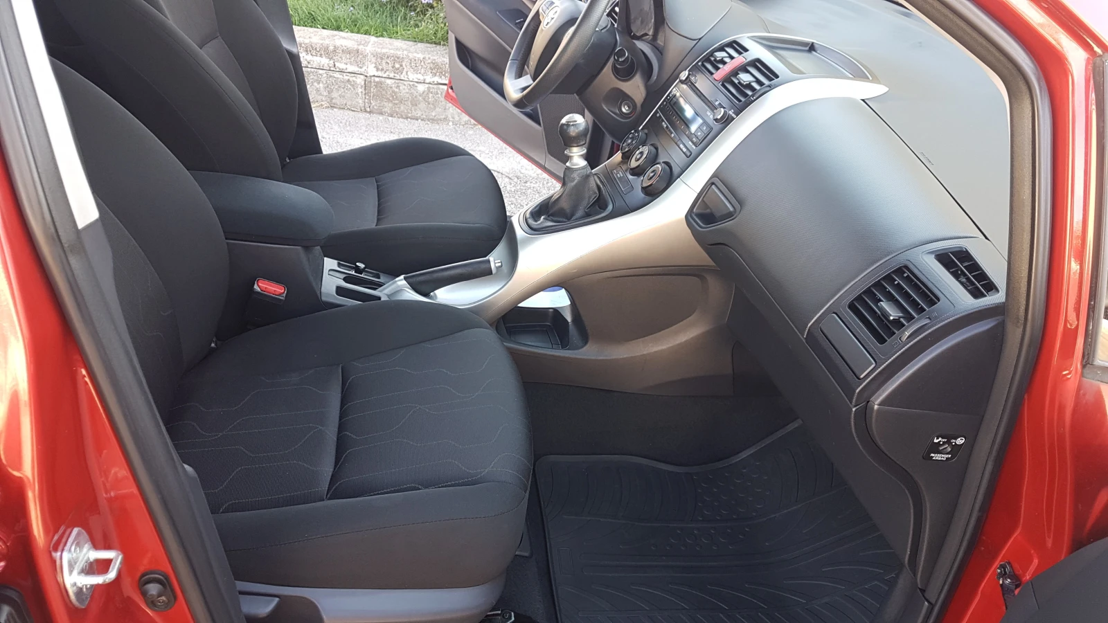 Toyota Auris 1.4 i 100�� | Mobile.bg � ����������� 15