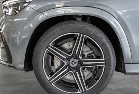 Обява за продажба на Mercedes-Benz GLE 400 e 4Matic = AMG Line = Premium Plus Гаранция ~ 214 608 лв. - изображение 2