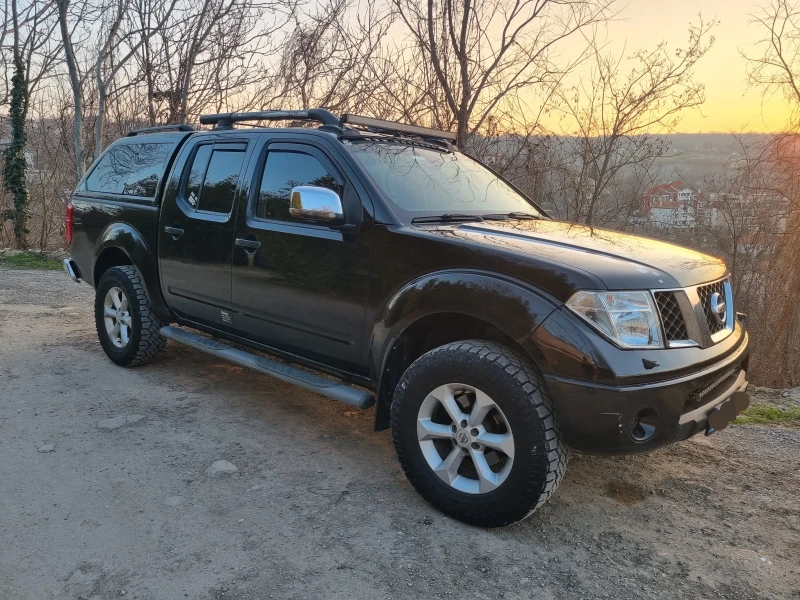 Nissan Navara D40, снимка 3 - Автомобили и джипове - 47593068