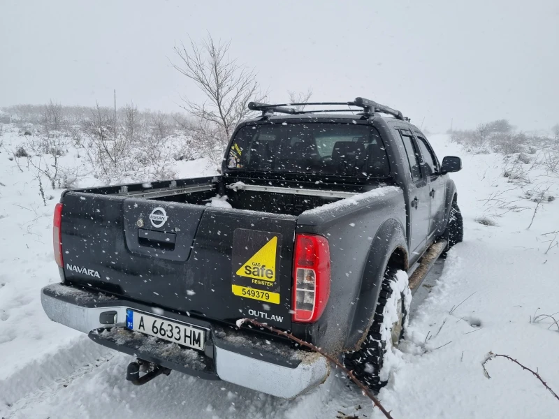 Nissan Navara D40 СПЕШНО, снимка 7 - Автомобили и джипове - 47593068