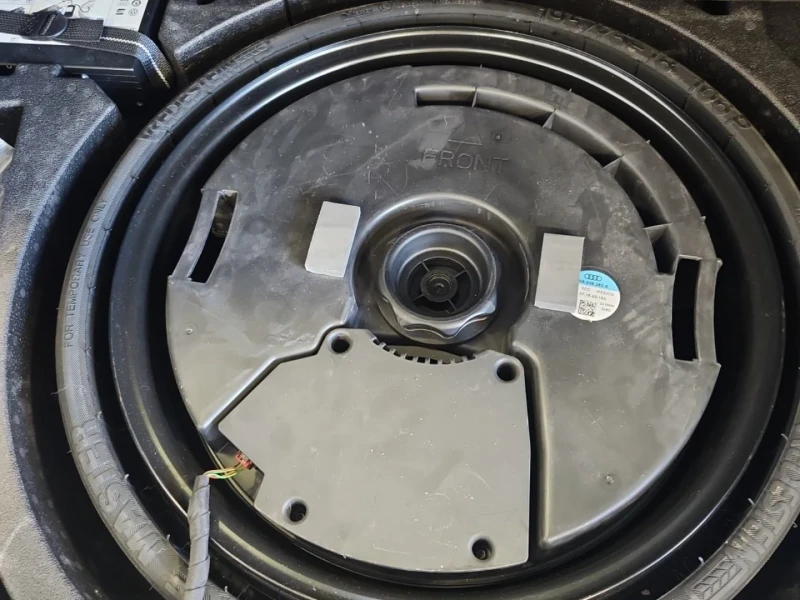 Audi SQ5 Technik* SQ5* Обдух* Подгрев* Пано, снимка 14 - Автомобили и джипове - 52318059