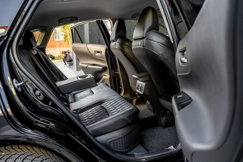 Toyota Venza Hybrid , снимка 13 - Автомобили и джипове - 52541994