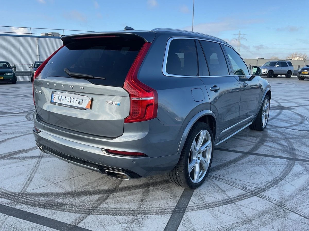 Volvo Xc90 Plug-in Hybrid R-Design AWD   392 к.с., Автоматик - изображение 5