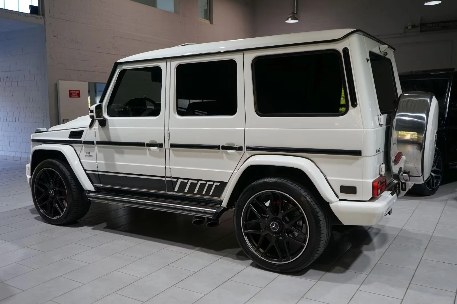 Mercedes-Benz G 63 AMG Designo Distronic - изображение 4