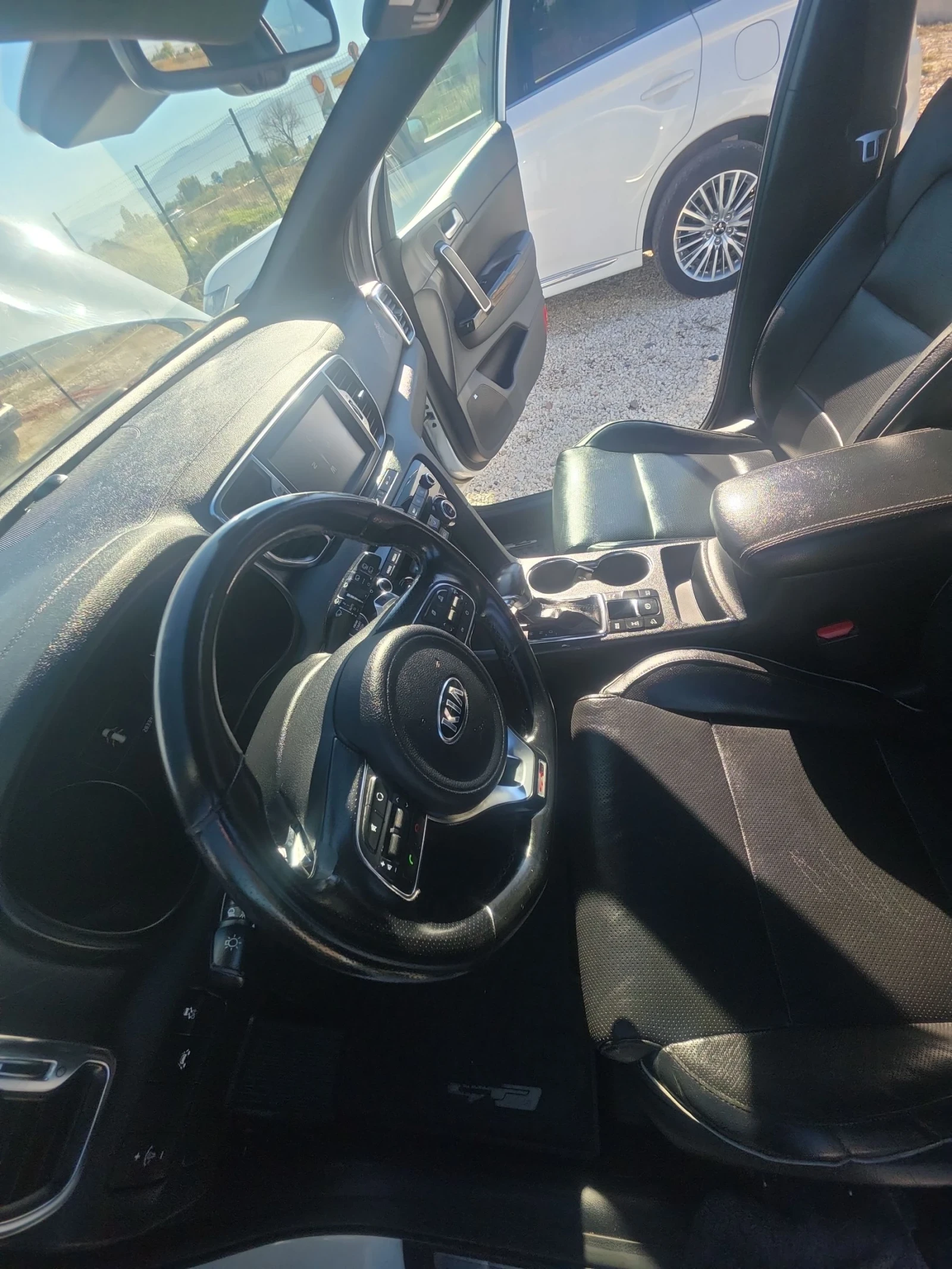 Kia Sportage GT Koja Navi Panorama4x4 - изображение 9