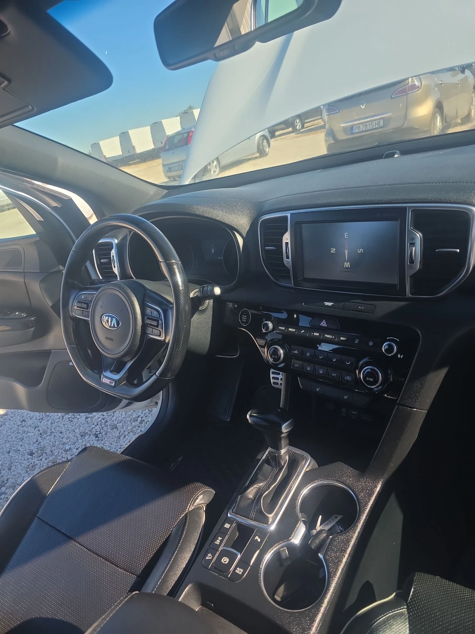 Kia Sportage GT Koja Navi Panorama4x4 - изображение 6