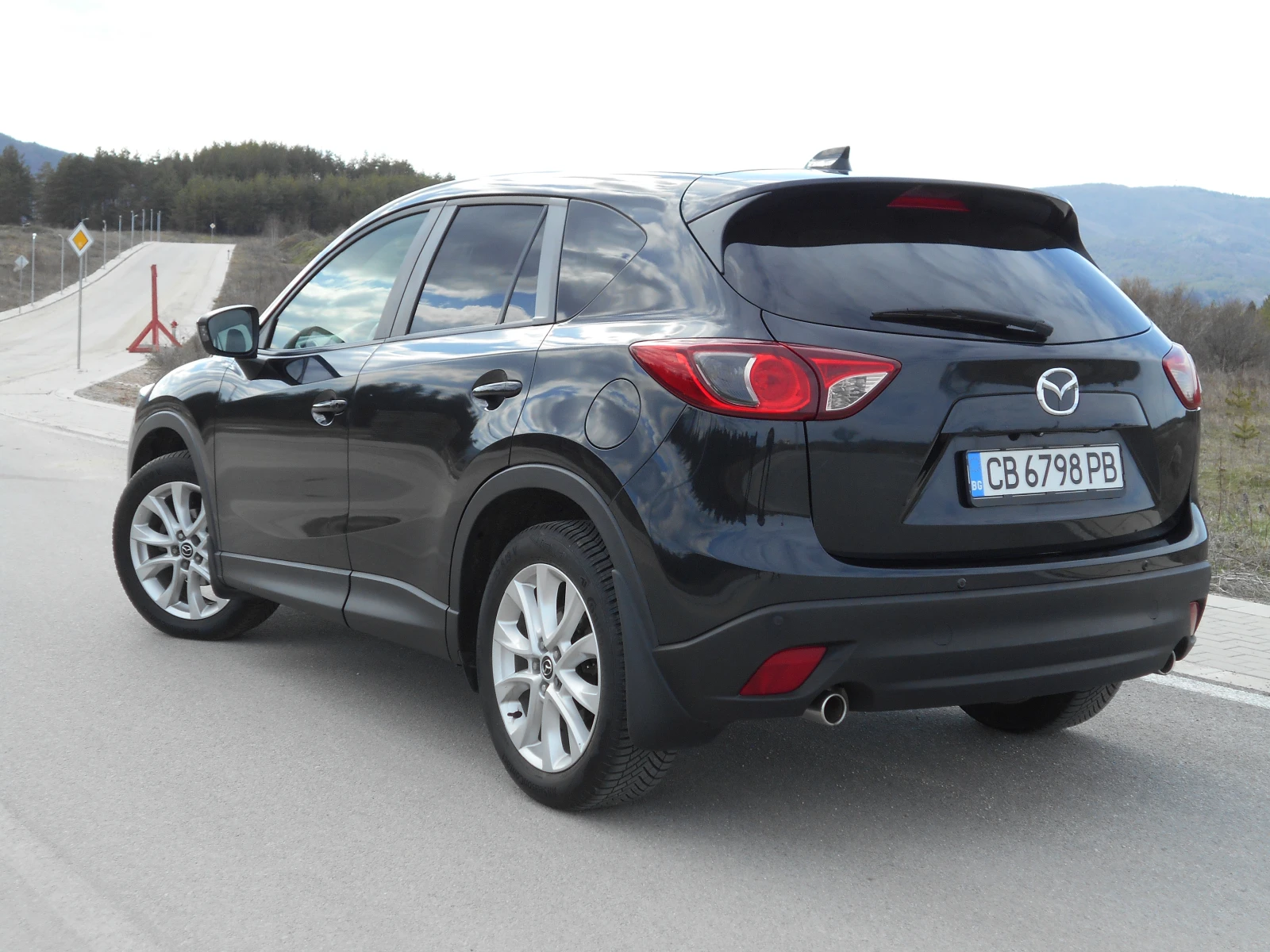 Mazda CX-5 2.2D 175 HP * 4x4 * Камера * Сервизна история, снимка 5 - Автомобили и джипове - 54127930