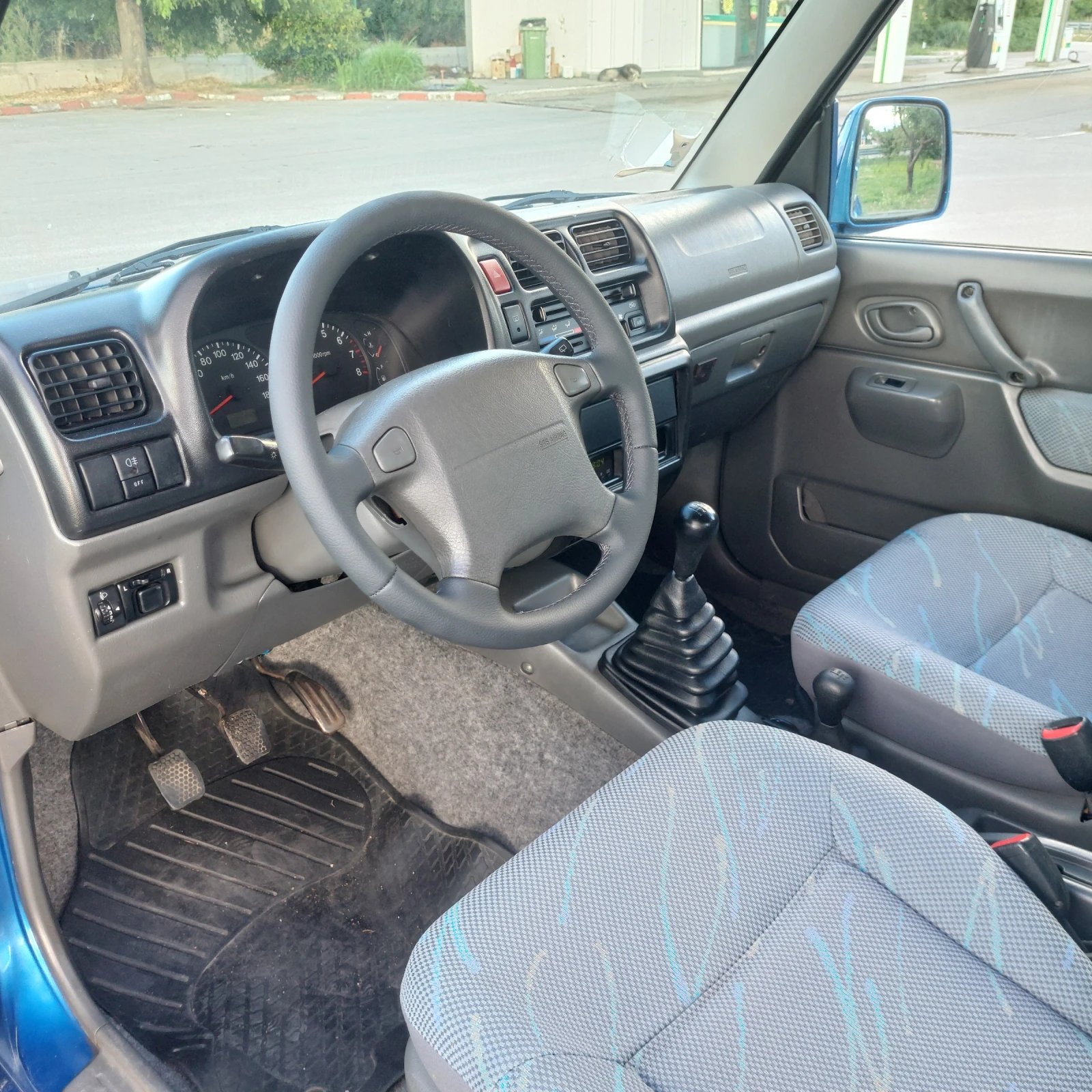 Suzuki Jimny 1.3I * Климатик* , снимка 5 - Автомобили и джипове - 54968161