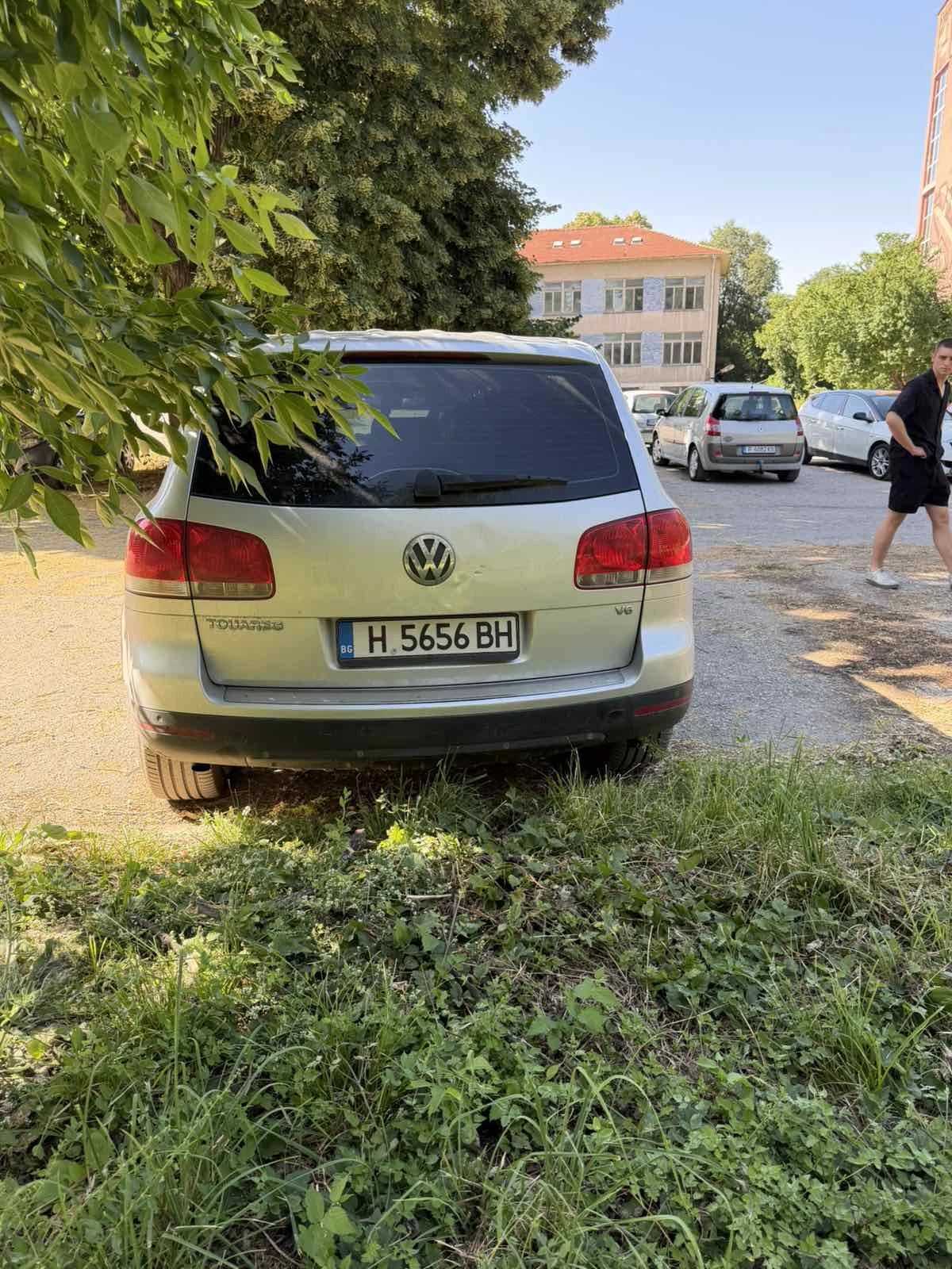 VW Touareg, снимка 5 - Автомобили и джипове - 55167075