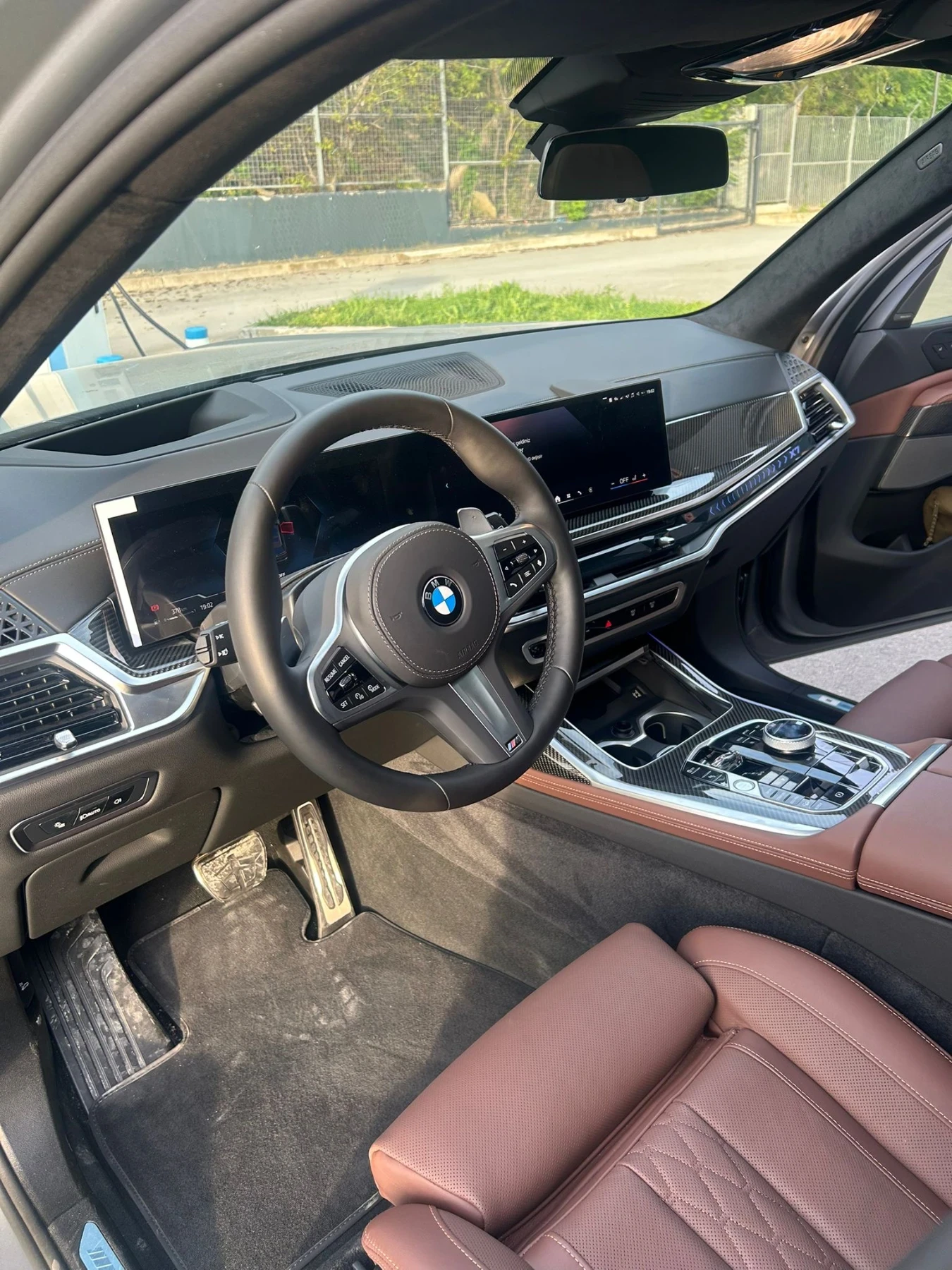 BMW X7 M-Sport pro individual , снимка 16 - Автомобили и джипове - 55372628