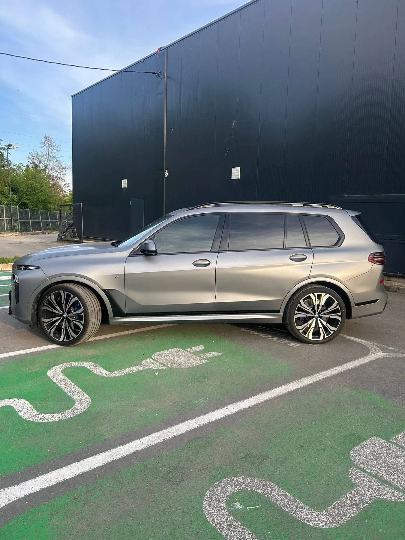 BMW X7 M-Sport pro individual , снимка 6 - Автомобили и джипове - 55372628