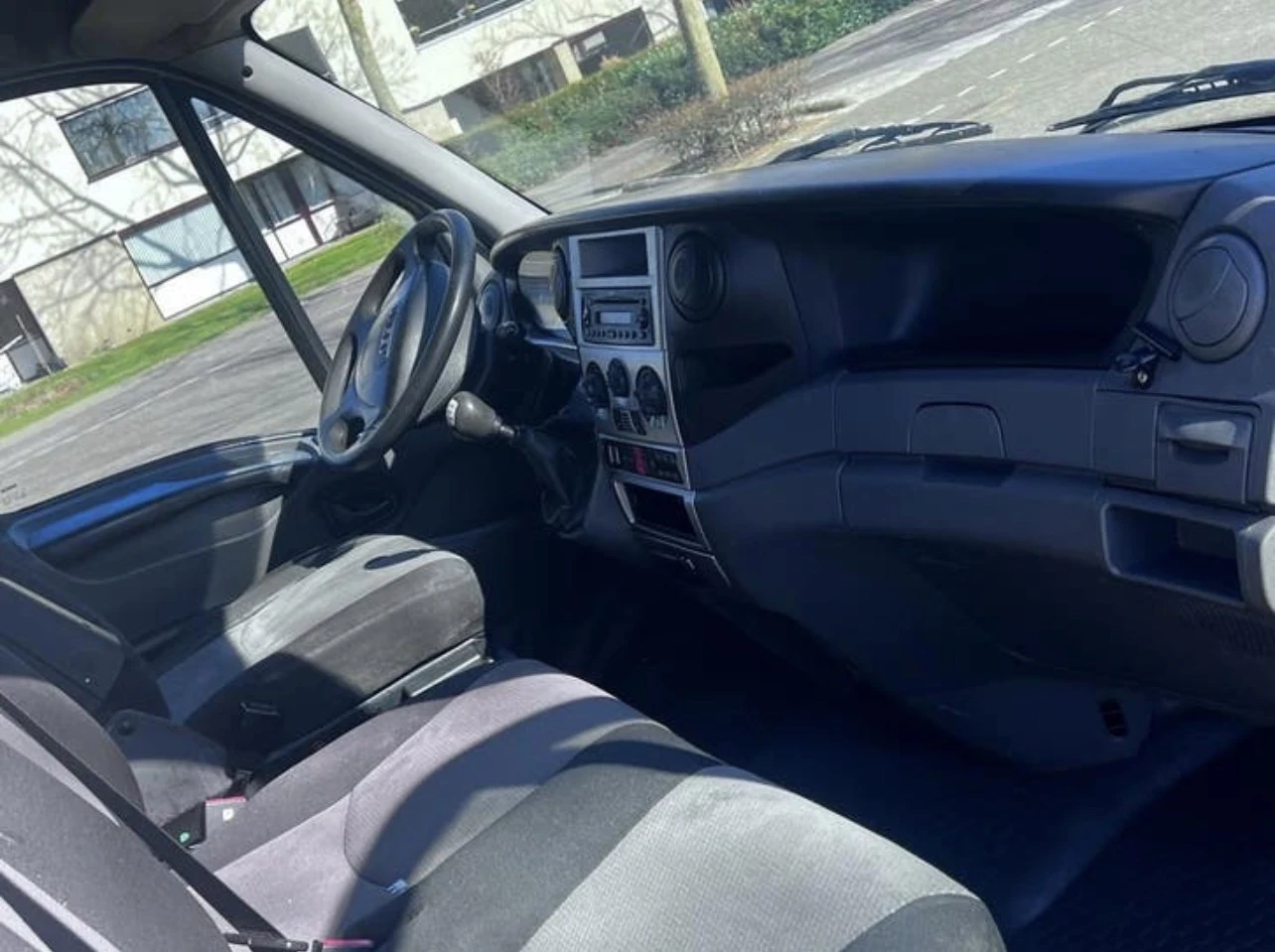 Iveco 35s15 Хладилен, снимка 9 - Бусове и автобуси - 54161682