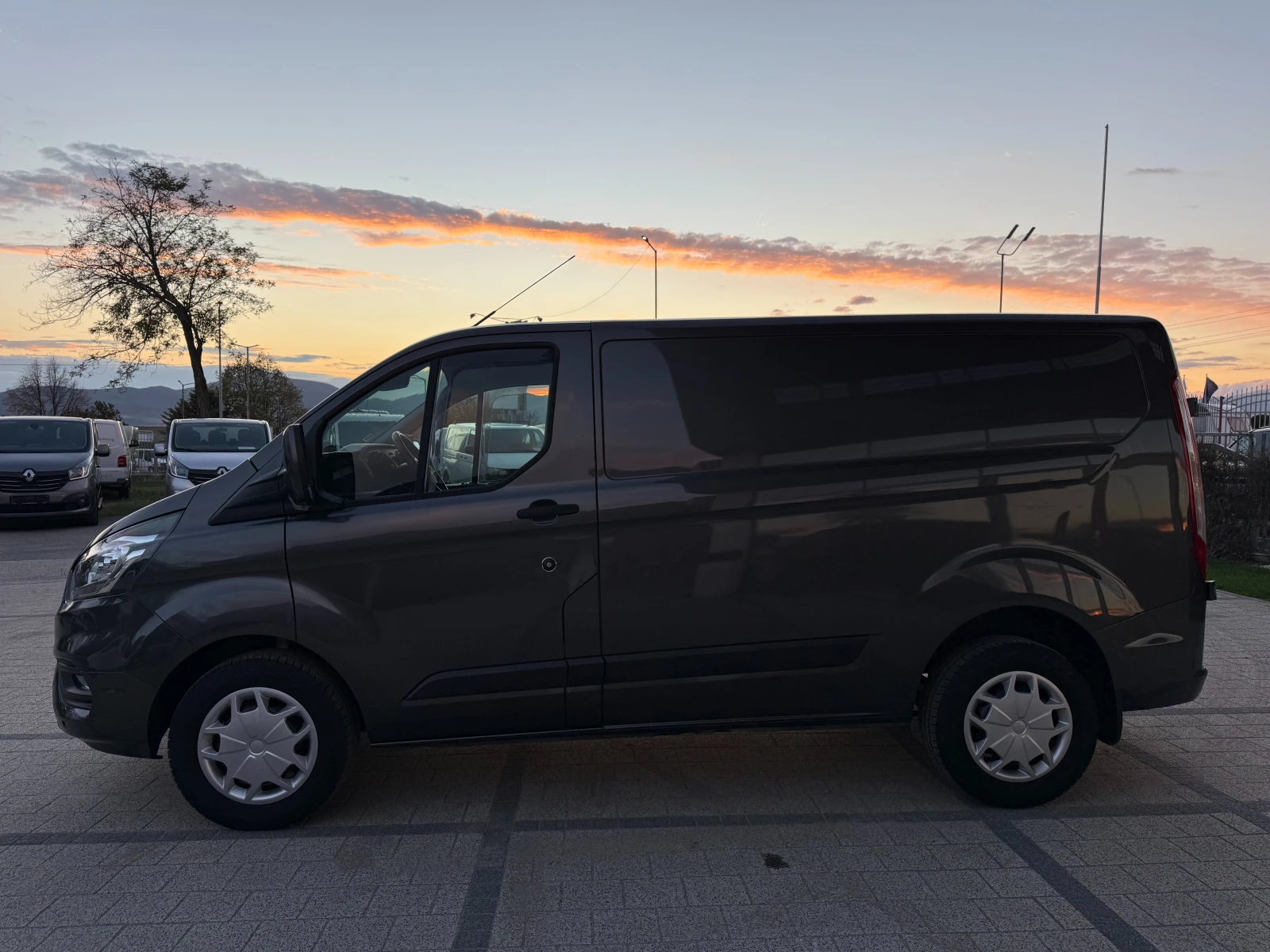 Ford Transit Custom 2.0TDCI 170�.�. ��������� L1H1 Euro 6 - �����/Nav  | Mobile.bg � ����������� 5