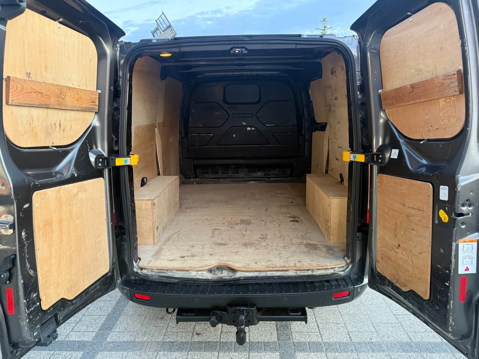 Ford Transit Custom 2.0TDCI 170�.�. ��������� L1H1 Euro 6 - �����/Nav  | Mobile.bg � ����������� 17