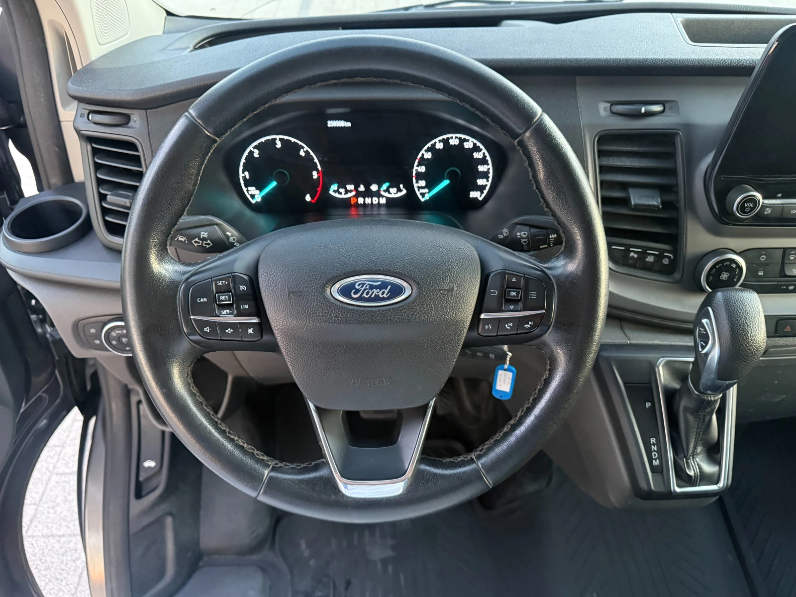 Ford Transit Custom 2.0TDCI 170�.�. ��������� L1H1 Euro 6 - �����/Nav  | Mobile.bg � ����������� 15