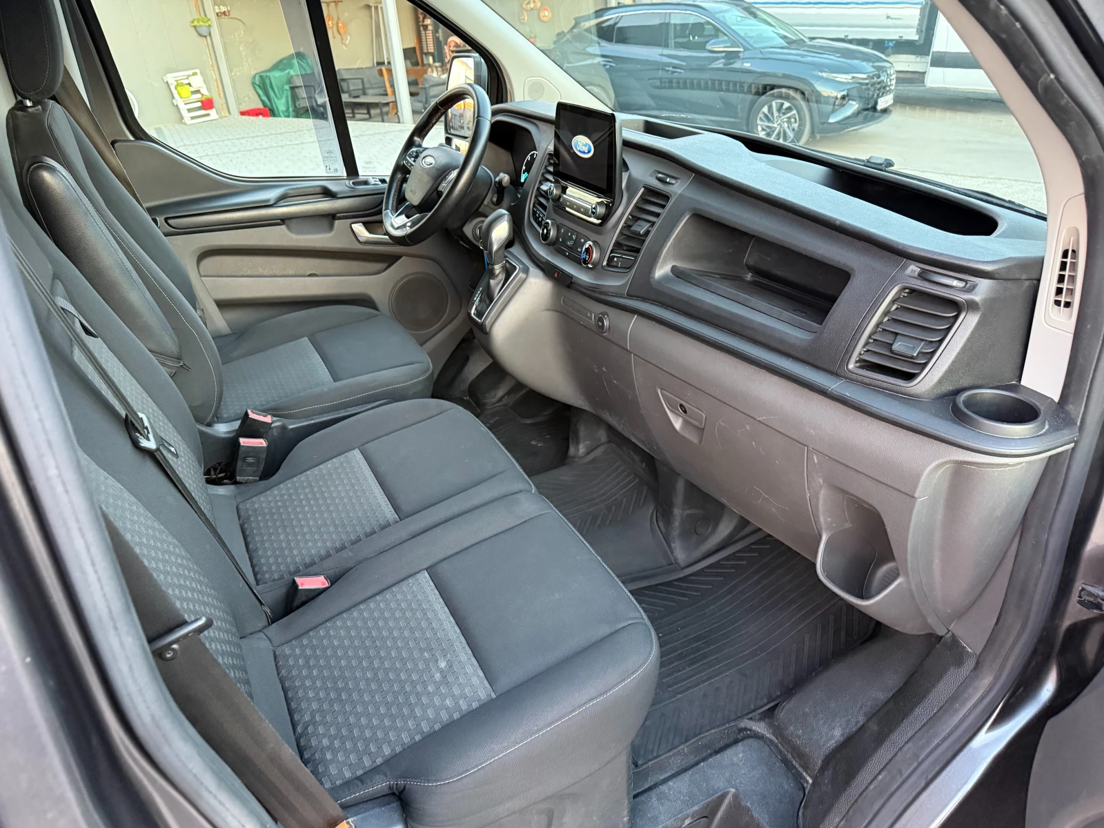 Ford Transit Custom 2.0TDCI 170�.�. ��������� L1H1 Euro 6 - �����/Nav  | Mobile.bg � ����������� 10