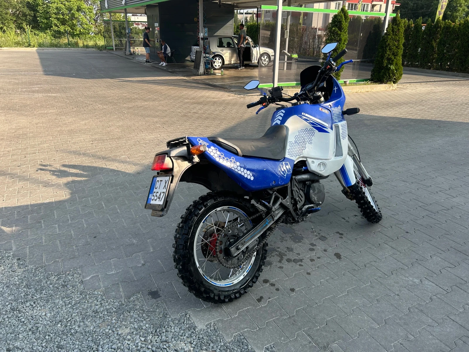 Aprilia Tuareg Wind 350 - изображение 4