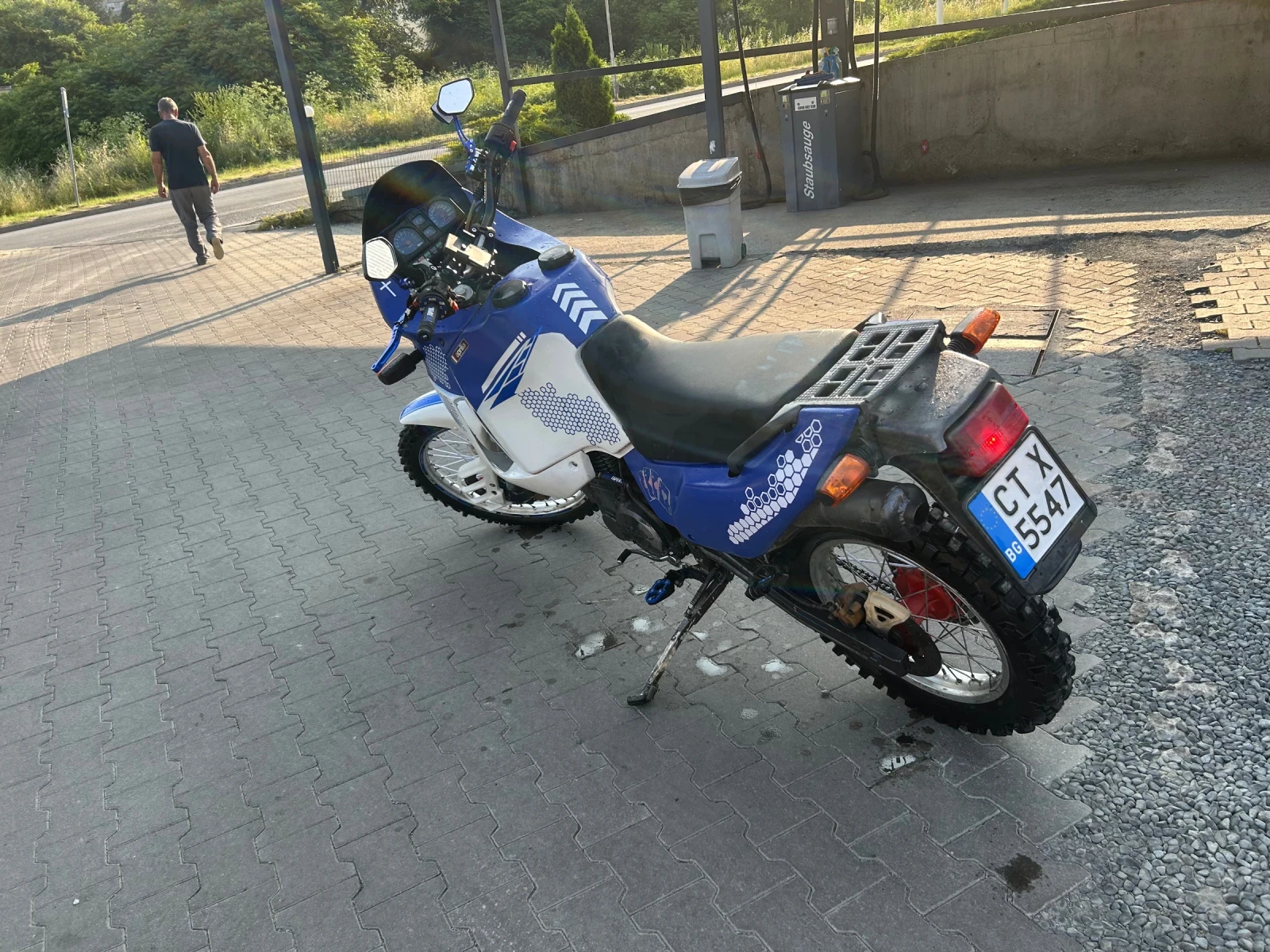 Aprilia Tuareg Wind 350 - изображение 6