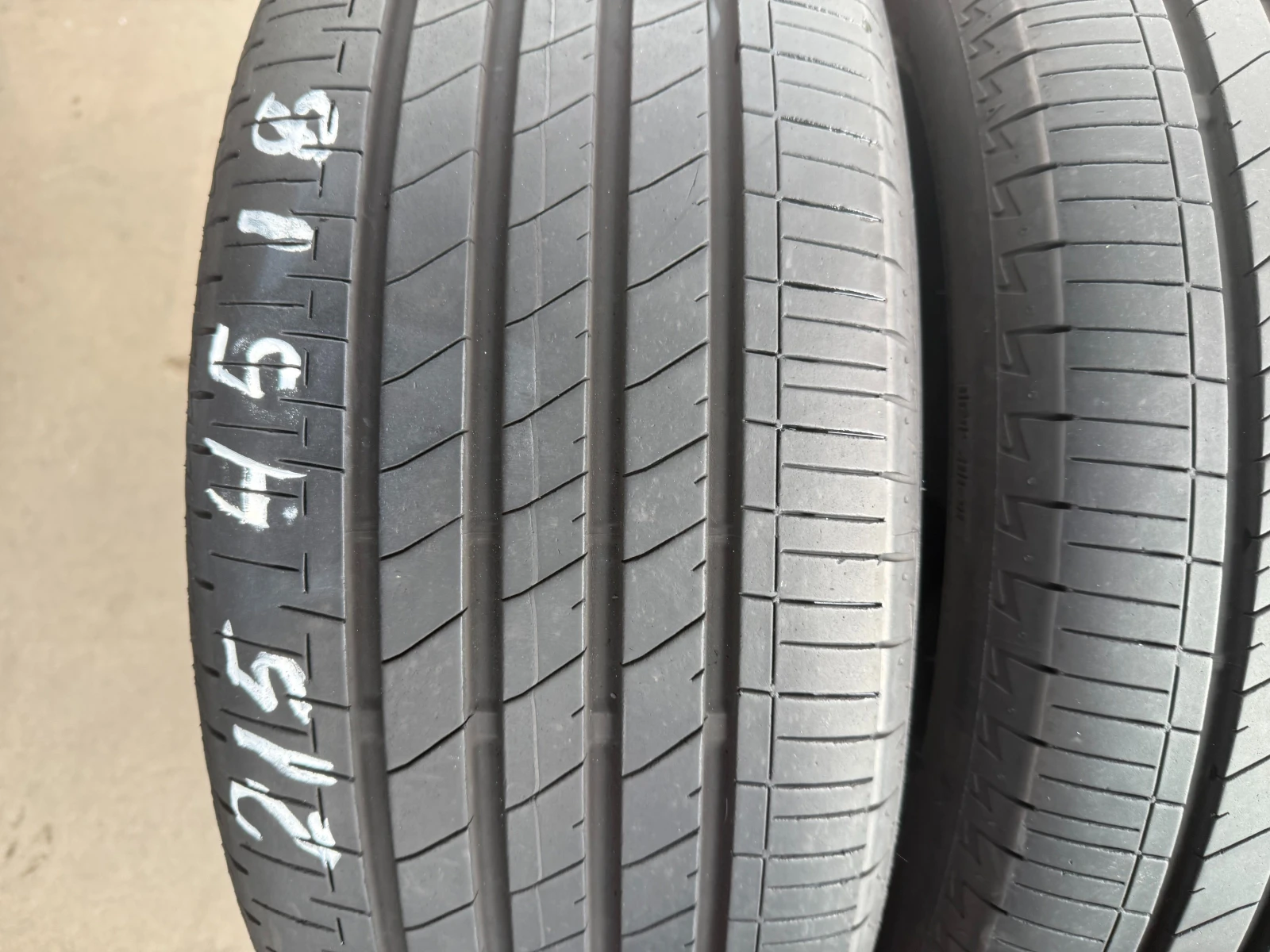 Гуми Летни 215/45R18, снимка 4 - Гуми и джанти - 53993176