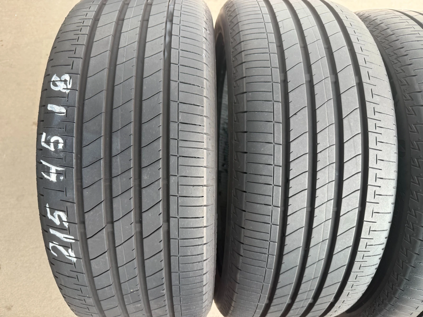 Гуми Летни 215/45R18, снимка 2 - Гуми и джанти - 53993176
