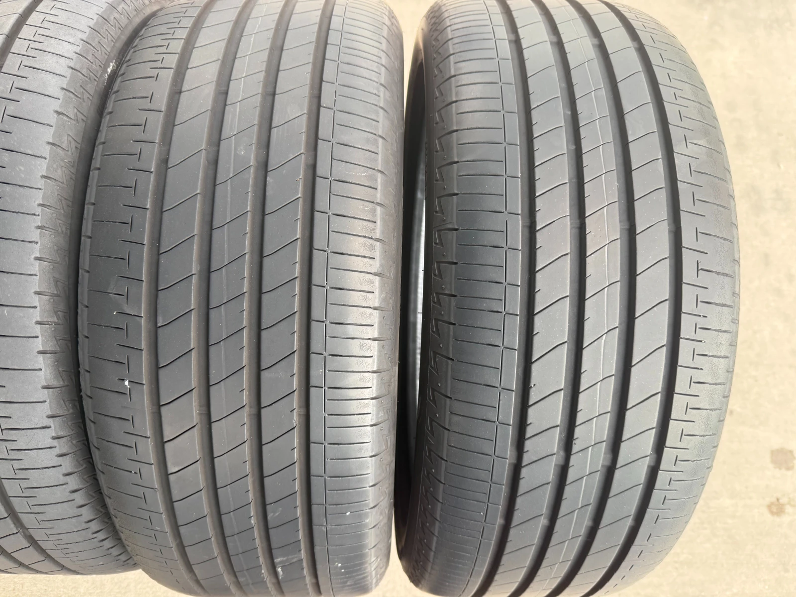 Гуми Летни 215/45R18, снимка 3 - Гуми и джанти - 53993176