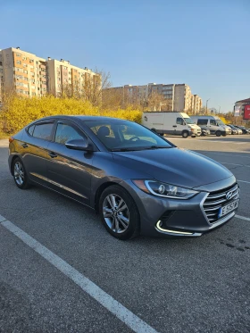 ������ Hyundai Elantra