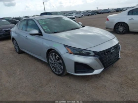 ������ Nissan Altima