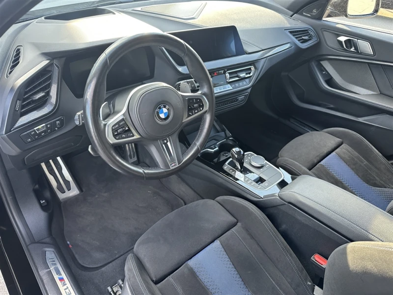 BMW M135 xDrive, снимка 6 - Автомобили и джипове - 47497849