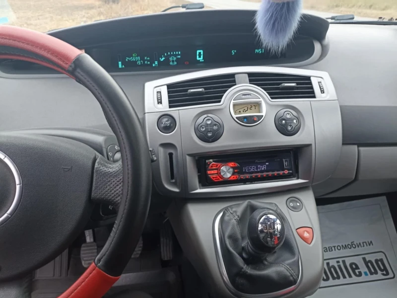 Renault Grand scenic, снимка 4 - Автомобили и джипове - 49243190