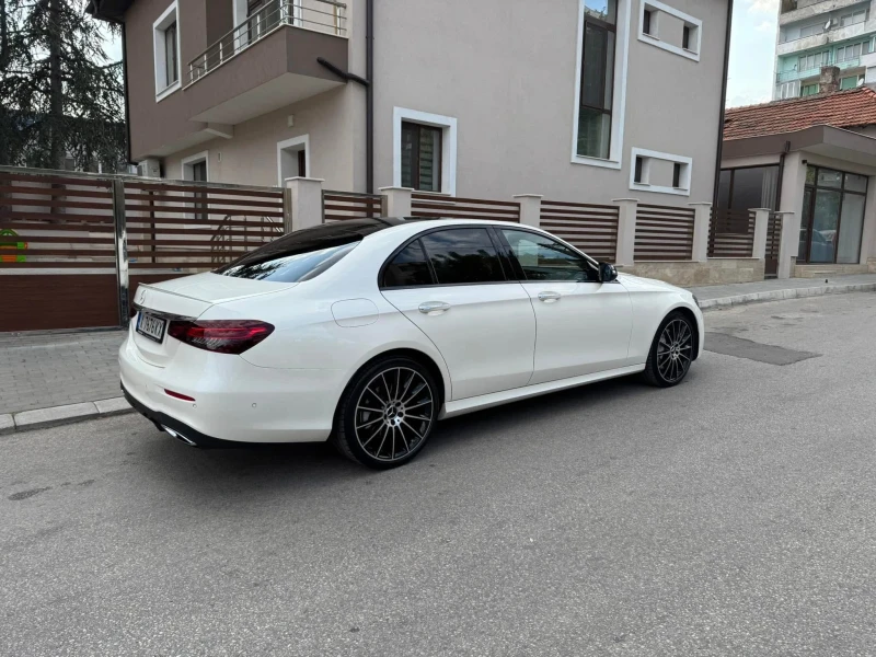 Mercedes-Benz E 400 d AmgLine NightPaket MBUX , снимка 10 - Автомобили и джипове - 49337027