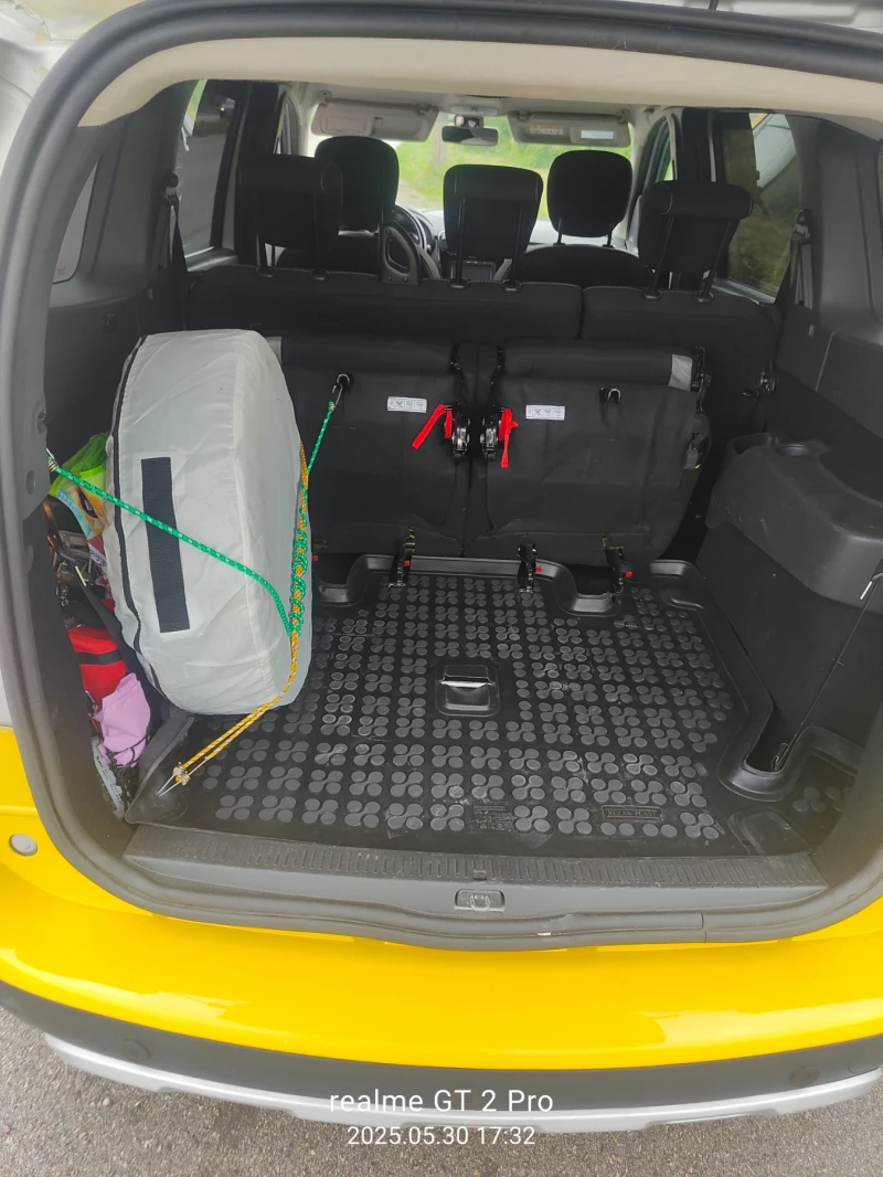 Dacia Lodgy 1.6I LPG 7 МЕСТА, снимка 4 - Автомобили и джипове - 51002037