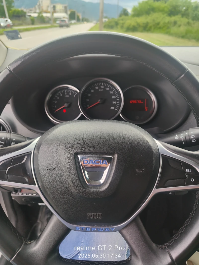 Dacia Lodgy 1.6I LPG 7 МЕСТА, снимка 8 - Автомобили и джипове - 51002037