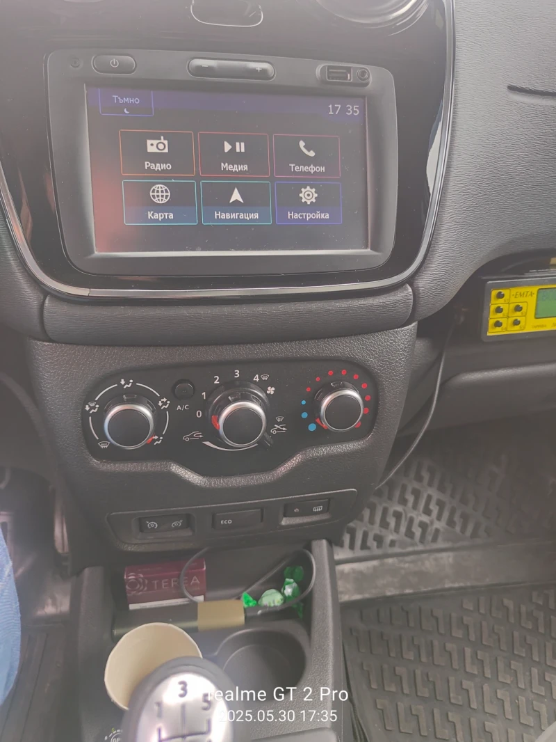 Dacia Lodgy 1.6I LPG 7 МЕСТА, снимка 9 - Автомобили и джипове - 51002037