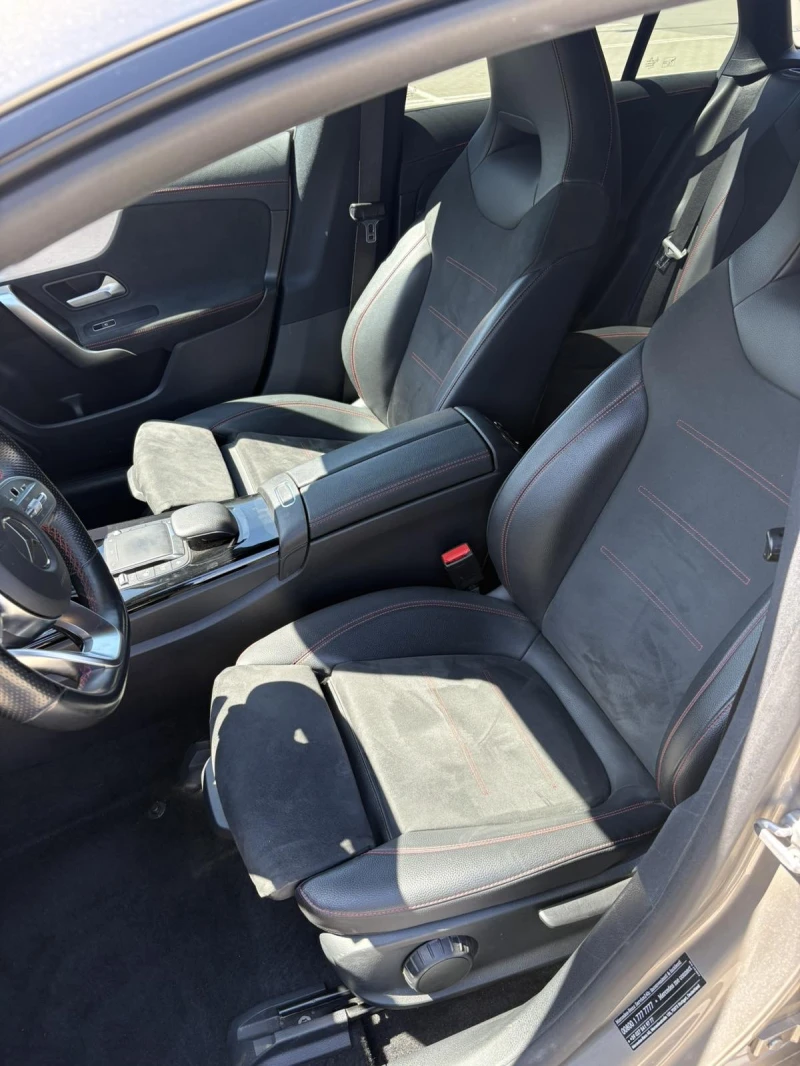 Mercedes-Benz CLA 200 AMG 4matic, снимка 9 - Автомобили и джипове - 50699373