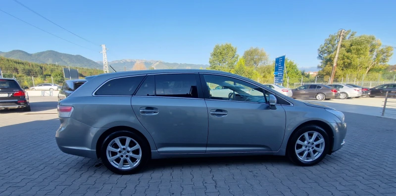 Toyota Avensis АВТОМАТИК ЛИЗИНГ, снимка 6 - Автомобили и джипове - 51574647