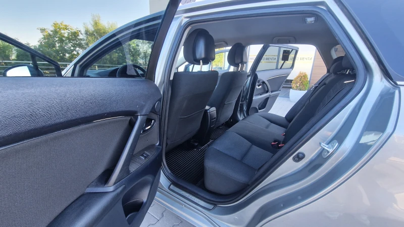 Toyota Avensis АВТОМАТИК ЛИЗИНГ, снимка 10 - Автомобили и джипове - 51574647