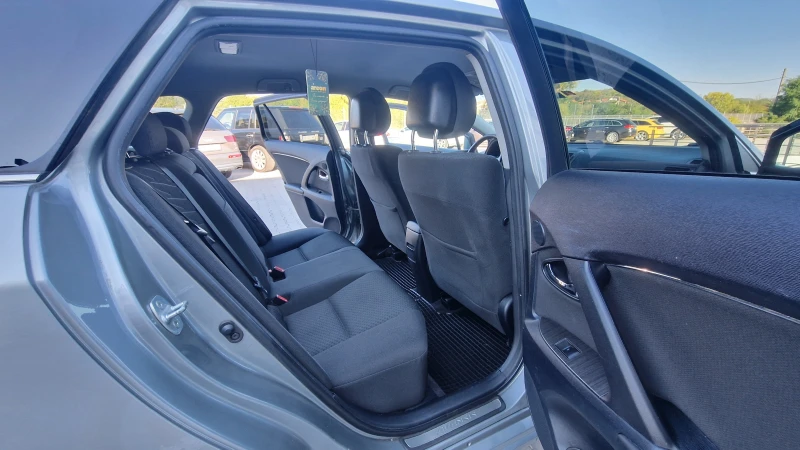 Toyota Avensis АВТОМАТИК ЛИЗИНГ, снимка 12 - Автомобили и джипове - 51574647