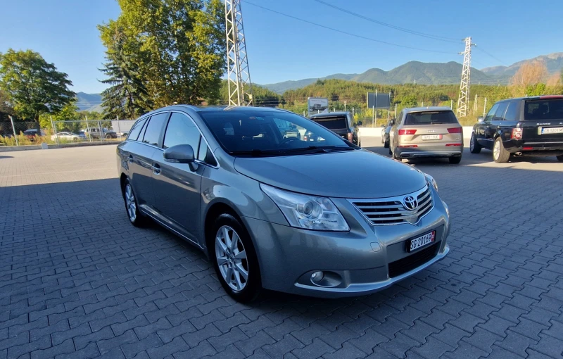 Toyota Avensis АВТОМАТИК ЛИЗИНГ, снимка 7 - Автомобили и джипове - 51574647
