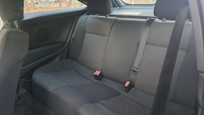 Opel Astra GTC, снимка 11 - Автомобили и джипове - 52517220