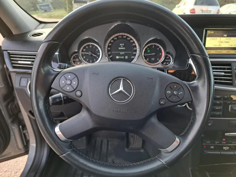 Mercedes-Benz E 220 170 к. с. , снимка 15 - Автомобили и джипове - 52839703