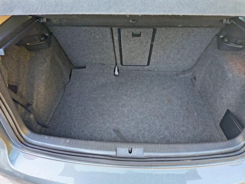 VW Golf 2.0tdi 110hp, снимка 12 - Автомобили и джипове - 53125205