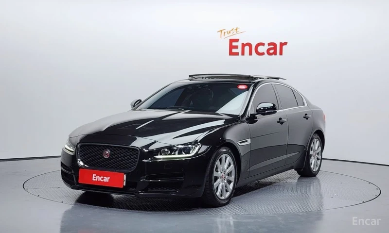 Jaguar XE