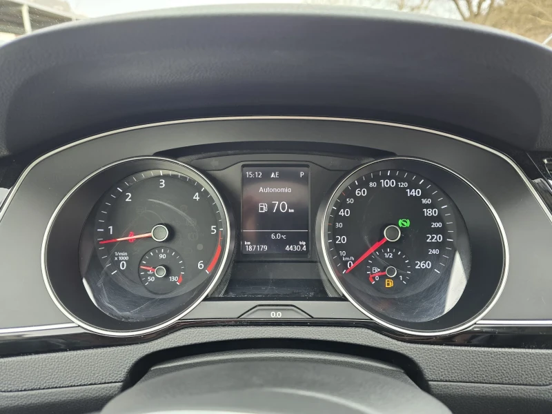 VW Passat 2.0TDI 150к.с Comfort line Топ състояние , снимка 17 - Автомобили и джипове - 53538525